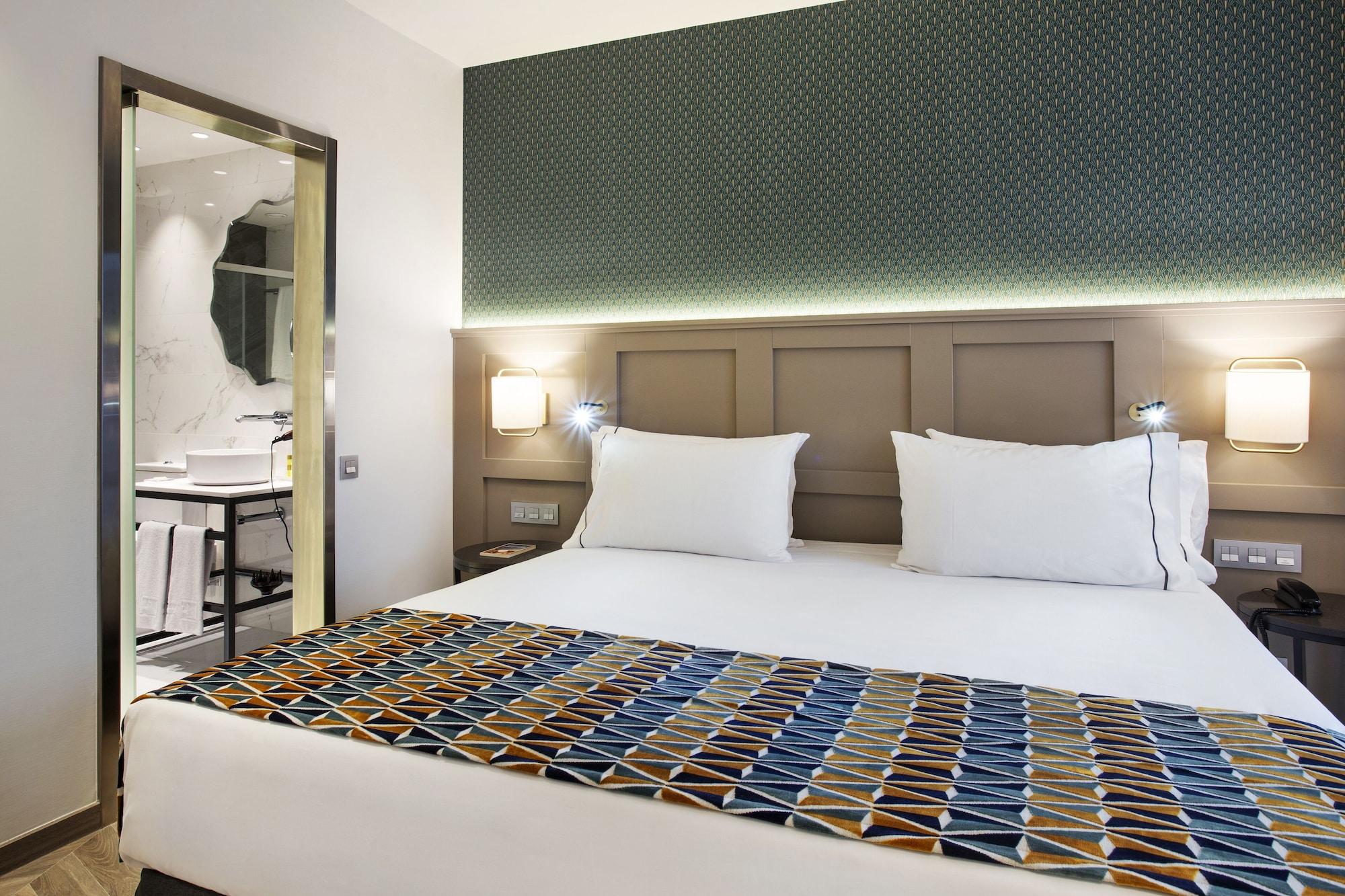 Eurostars Puerta Real Hotel 4*